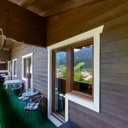 In Bramberg Near Lift アパート ブラームベルク・アム・ヴィルトコーゲル